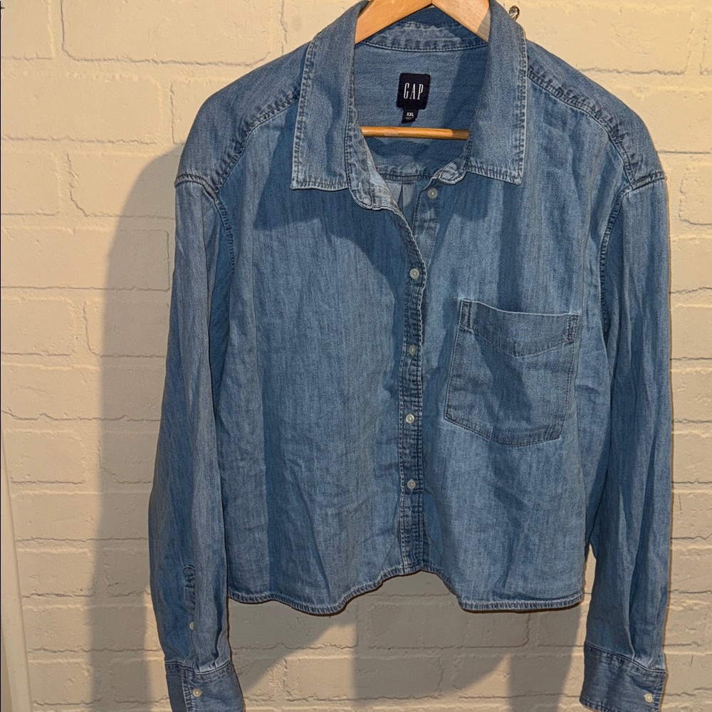 GAP Blue Denim Shirt with Pocket cropped xxl classic